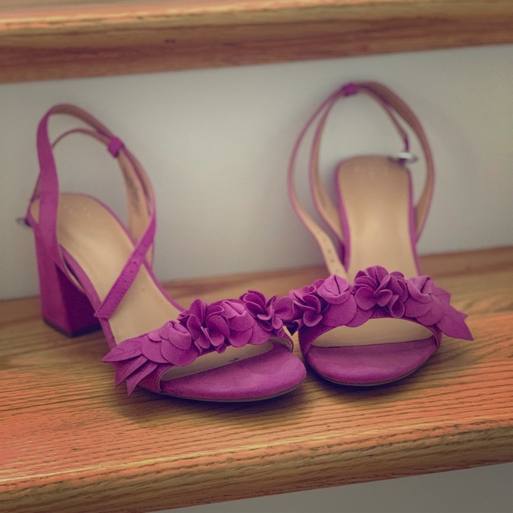 Magenta sandals